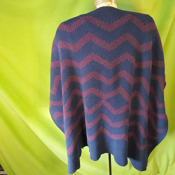 Nicole Miller Chevron Striped Shawl Wrap Open Front Poncho Blanket Cape~ - Picture 1 of 7